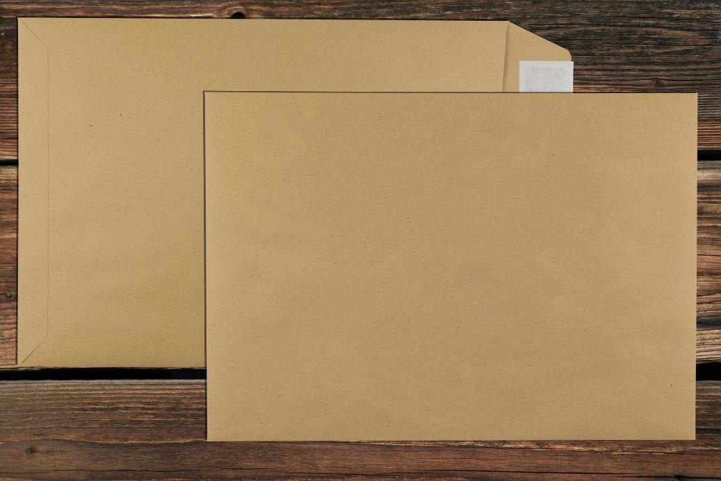 Versandtaschen B4 250x353 mm Nassklebend Braun 110 g/qm